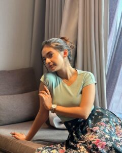 Anushka Sen Instagram - 🫰🫰🫰✨✨✨ Modern Hanbok Seoul, Korea