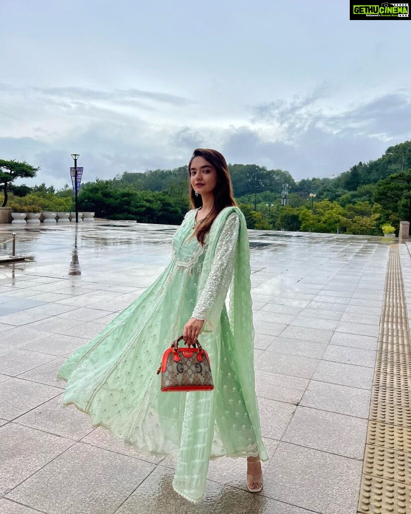 Anushka Sen Instagram - Having a desi moment in Korea 🙏🇰🇷🇮🇳 . Outfit @shopmulmul Jeonju, Korea