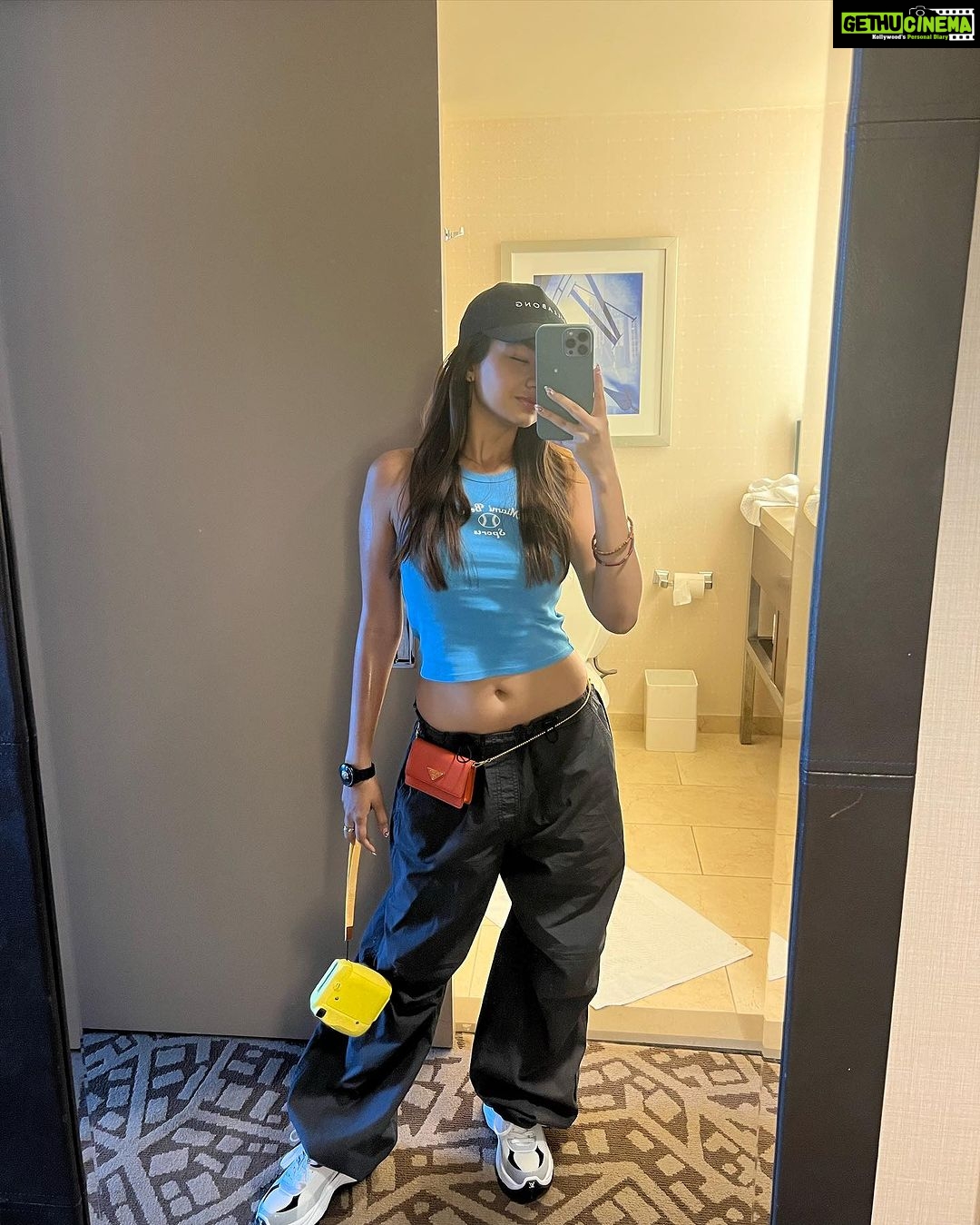 Anushka Sen Instagram - 💕🦦🦋✨🤗 United States of America