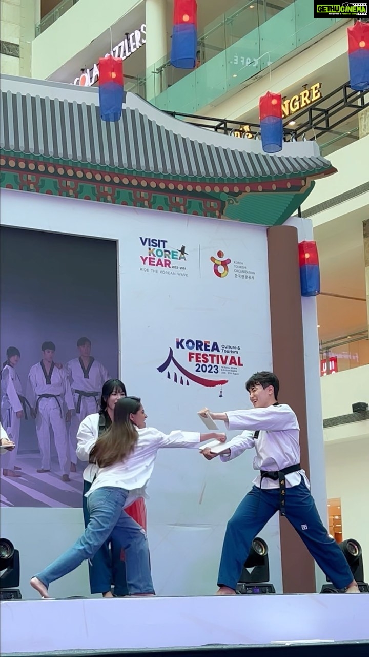 Anushka Sen Instagram - Day 2 at the Korea Festival 2023 as the ambassador of Korea tourism 😍 #reels #reelsinstagram