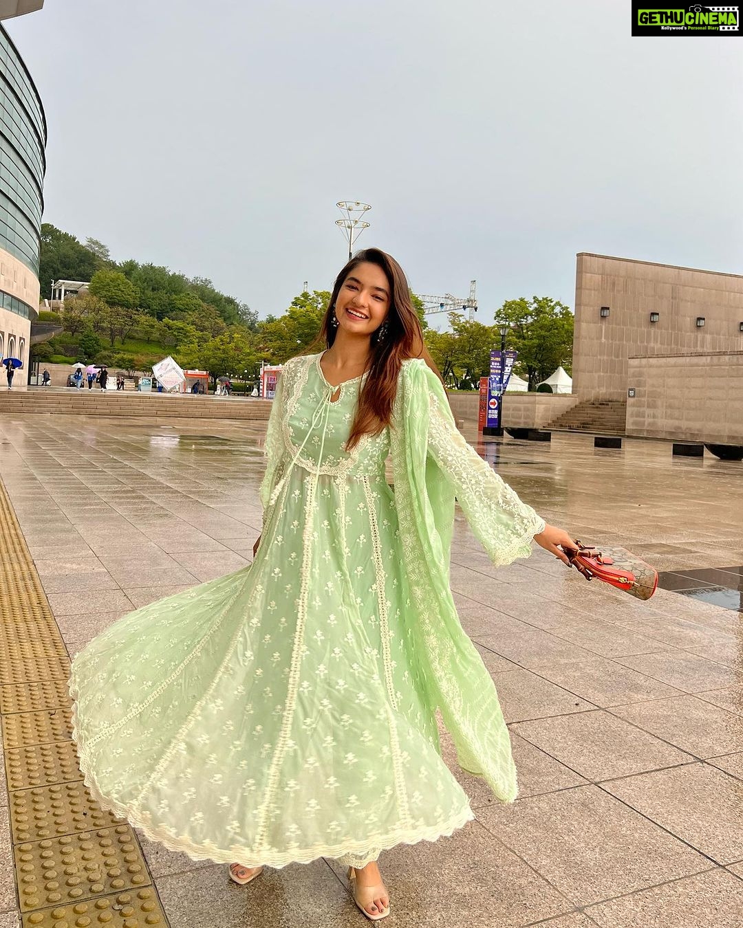 Anushka Sen Instagram - Having a desi moment in Korea 🙏🇰🇷🇮🇳 . Outfit @shopmulmul Jeonju, Korea