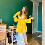 Anushka Sen Instagram - 🐥☀️✨🌻🌙