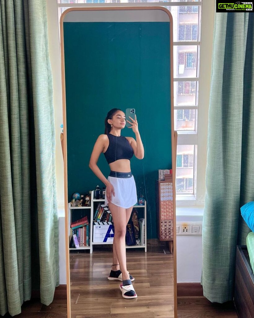 Anushka Sen Instagram - Gym Gurl 🦋
