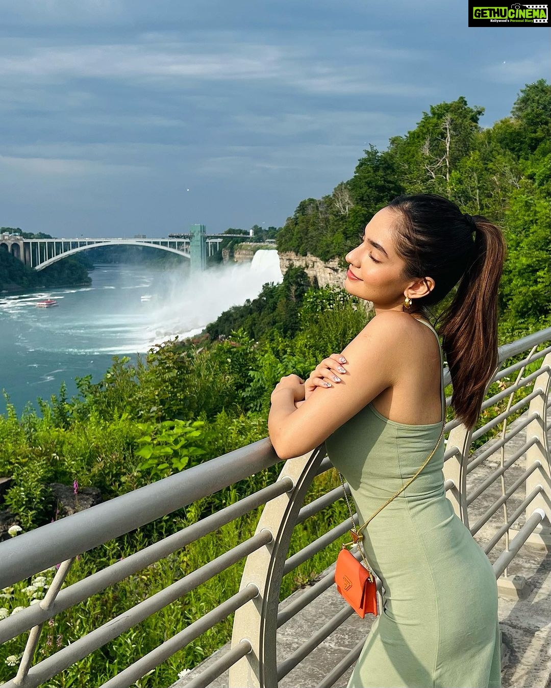 Anushka Sen Instagram - At the super beautiful Niagara Falls 🥰 Buffalo, Niagara Falls
