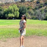 Anushka Sen Instagram - Hollywood 🎥🇺🇸🧿☀️ . Wearing @fashionnova Hollywood Sign, Hollywood, CA