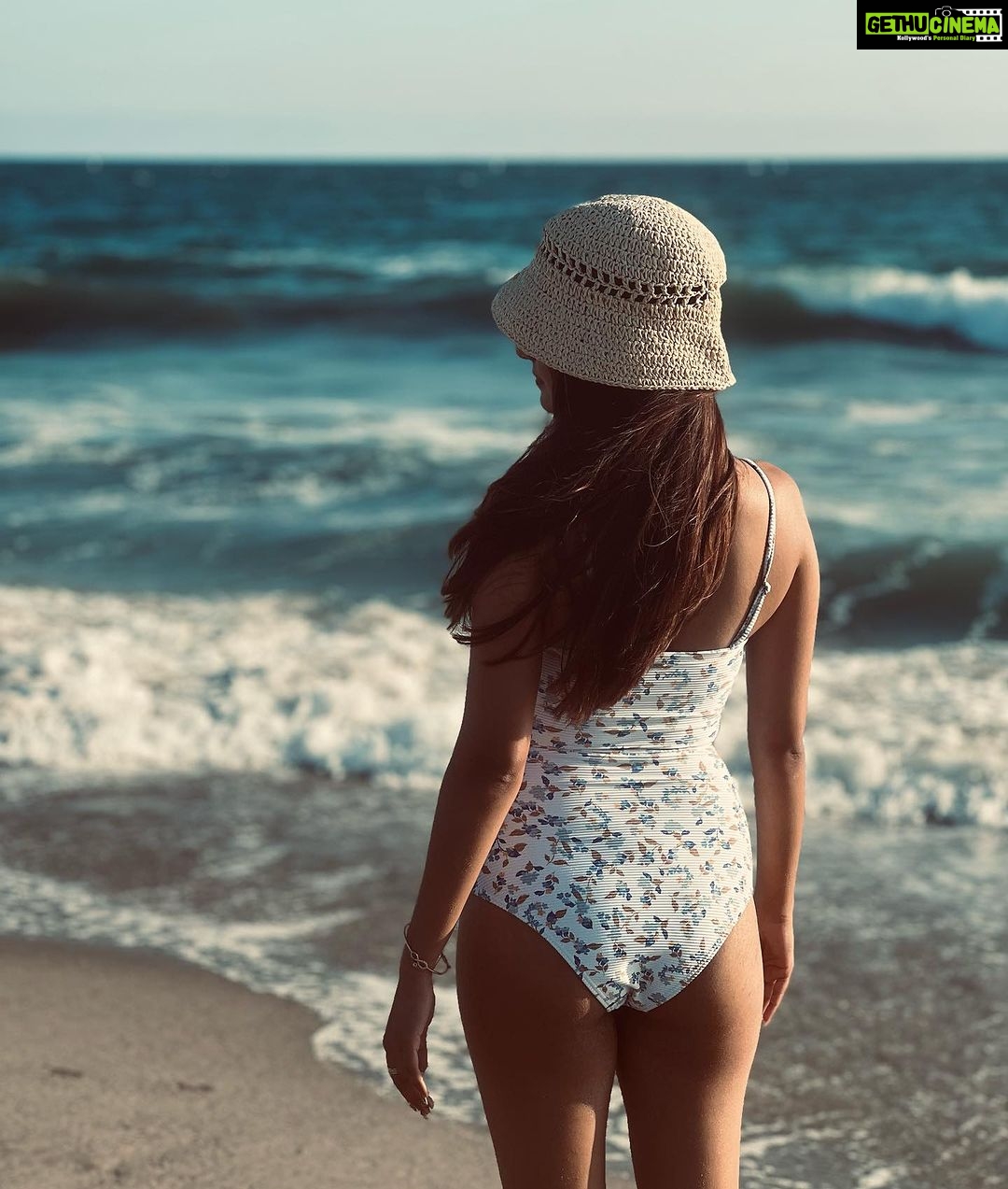 Anushka Sen Instagram - hello Los Angeles βοΈπ«Άπ Santa Monica Beach - Los Angeles