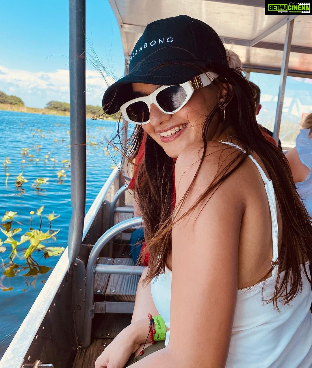 Anushka Sen Instagram - βοΈπββοΈπ₯³π₯°βοΈβ΄οΈπΊοΈ Dowtown Miami