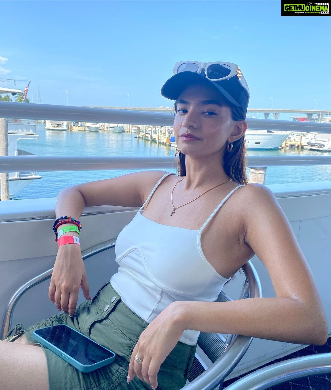Anushka Sen Instagram - βοΈπββοΈπ₯³π₯°βοΈβ΄οΈπΊοΈ Dowtown Miami