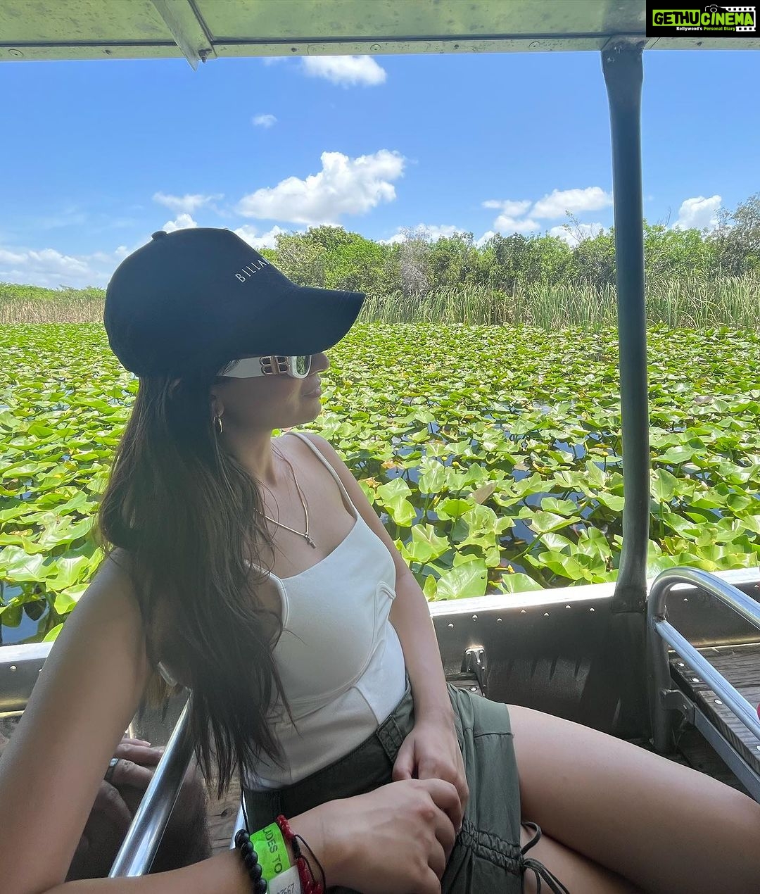 Anushka Sen Instagram - βοΈπββοΈπ₯³π₯°βοΈβ΄οΈπΊοΈ Dowtown Miami