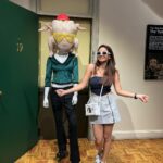 Anushka Sen Instagram – spent my birthday afternoon at this amazing experience centre of my favourite show FRIENDS!!! Had so much fun 🥹😘🤌💁♀️ Friends NYC Experience