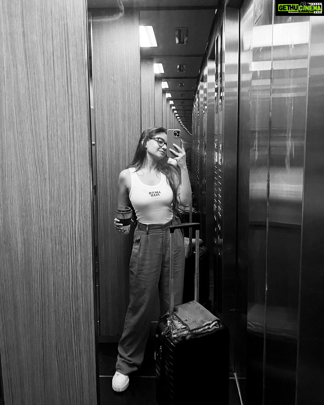 Anushka Sen Instagram - Leo season baby 🥳