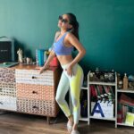 Anushka Sen Instagram - Weekend vibes 🦥