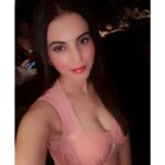 Anusmriti Sarkar Instagram - Dubai 💗🧿🧿 #random #click #nobu #dubai #dubailife #uae #dinner #picoftheday #summer #love #pink #as #anusmriti #anusmritisarkar #balmain #valentino #atlantis #atlantisdubai Nobu, Atlantis