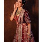 Anusmriti Sarkar Instagram - Let me laugh first . Shoot life 💕✨🧿 Make up - @shradhatrikha Styled by - @stylebyaaash Outfit - @asopalav | @saree.com_by_asopalav Real Jadau Polki jewellery- @mehrise_by_mehrgurnani Hair by - @farah_kadkotra Clicks by- @eulleshutterbug #picoftheday #bridalshoot #indianwear #bridalmakeup #shootlife #sunday #february #valentines #as #anusmriti #anusmritisarkar