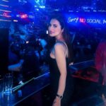 Anusmriti Sarkar Instagram - A little blurry ✨🧿🧿 #picoftheday #black #weekend #sunday #vibes #party #posing #as #anusmritisarkar #anusmriti #just China House,Grand Hyatt,Bombay