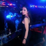 Anusmriti Sarkar Instagram - A little blurry ✨🧿🧿 #picoftheday #black #weekend #sunday #vibes #party #posing #as #anusmritisarkar #anusmriti #just China House,Grand Hyatt,Bombay