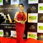Anusmriti Sarkar Instagram - Award ✨🧿🧿 #award #iia #gratitude #blessed #event #awardfunction #as #anusmriti #anusmritisarkar #october Sahara Star