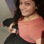 Anuya Bhagvath Instagram – Smiley Anuya! #anuya #jiiva #jiivachowdary #sms  #sivamansulasakthi #shakthi #rajesh  #santhanum #madhuraisambavam💥💯🍁