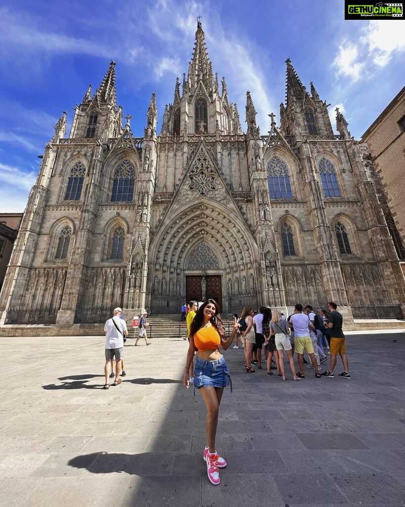 Anveshi Jain Instagram - Barcelona ✨✨✨✨🗺️