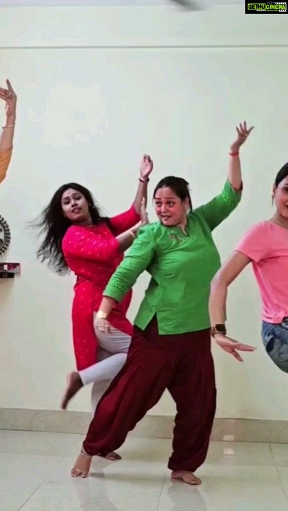 Aparajita Auddy Instagram - Shilpi and Art De rhythm...# instagram#viral#reelsindia#goodvibs