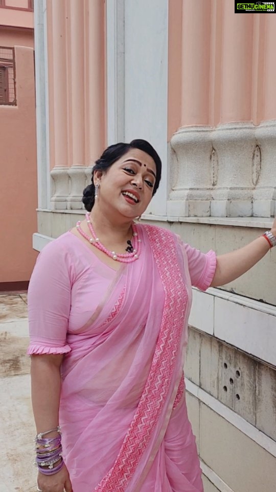 Aparajita Auddy Instagram - কৃষ্ণ যেথা বসে সেথায় বৃন্দাবন#viral #Instagram #reelsindia#goodvibes