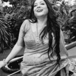 Aparajita Auddy Instagram - কাহারও তরে   বসিয়া আছি বকুলতলে মেঘলা বৈকালে- কাহারও তরে প্রহর গুনি ভঙ্গ স্বপ্ন লয়ে।…#Instagram#goovibes#love#feeling