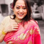 Aparajita Auddy Instagram - পূর্ব থেকে আসে মেঘ পশ্চিমে যায় ভেসে মধ্যিখানে মরে যক্ষ মেঘ ভালোবেসে। #monsoon #rainyday #romantic #feelgood #happiness #nostalgic #reels #reelitfeelit #reelsindia #viral #treding #actor #actorslife #instagram #busy #instagramreels #reels #instagood #reelsinstagram #explore #love #instadaily Kolkata city of joy