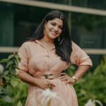 Aparna Balamurali Instagram - @padminimovie promotion ✌️ In frame: @aparna.balamurali Styling: @rashmimuraleedharan Wearing: @lisdesigns.in Jewellery: @priya_anokhi_ Shot: @beniveesjo #styling #cekebritystylist #aparnabalamurali #rashmimuraleedharan #padminimovie #promotion