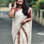 Aparna Balamurali Instagram - Onam 2023 💛🌼