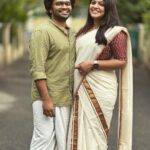 Aparna Balamurali Instagram - Onam 2023 💛🌼