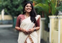 Aparna Balamurali Instagram - Onam 2023 💛🌼