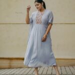 Aparna Balamurali Instagram - Styled by: @rashmimuraleedharan Wearing: @mannathkochi Accessories: @ladies_planet_rental_jewellery Clicked by: @beniveesjo