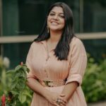 Aparna Balamurali Instagram - @padminimovie promotion ✌️ In frame: @aparna.balamurali Styling: @rashmimuraleedharan Wearing: @lisdesigns.in Jewellery: @priya_anokhi_ Shot: @beniveesjo #styling #cekebritystylist #aparnabalamurali #rashmimuraleedharan #padminimovie #promotion