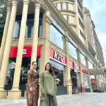 Aparna Das Instagram – Not a kfc promotion! 
#momandme