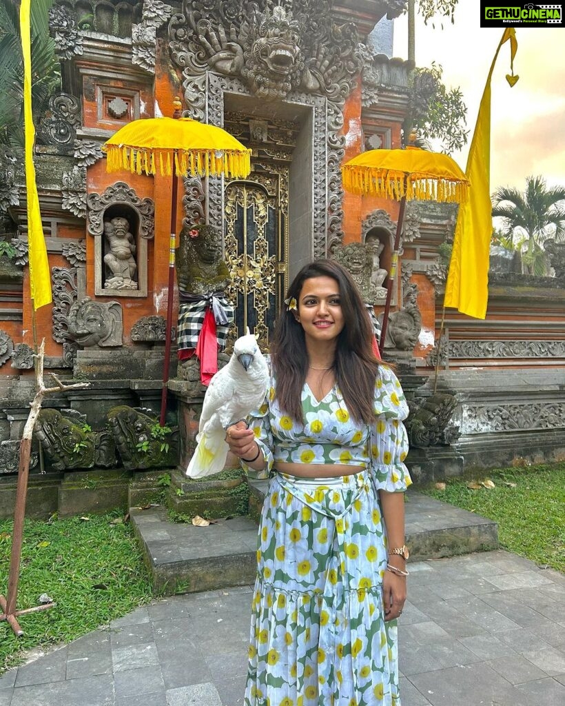 Aparna Das Instagram - Mandatory picture when in bali 😍 Full on touristy mode in #Bali 🕶️ #day4