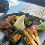 Aparna Das Instagram – Bali Bae-cation ♥️
#day3 
.
.
@touronholidays Pura Luhur Uluwatu, Bali