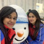 Aparna Vinod Instagram – Some people are worth melting for ☃️❄️ @gayatri_vinod 🤍
Countless memories, endless laughter. 
 #sister #goodtimes #memories