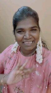 Aranthangi Nisha Instagram - காலையிலிருந்து உங்களுடைய வாழ்த்து வந்து கொண்டே இருக்கிறது, எங்களுடைய ரமலான் இனிதாக நிறைவடைந்தது, உங்கள் அன்போடு ஆதரவோடும் சந்தோஷமாக நிறைவடைந்தது, வாழ்த்து கூறிய அத்தனை நல்ல உள்ளங்களுக்கும் நன்றி, அத்துனை உறவுகளுக்கும் இனிய ரமலான் வாழ்த்துக்கள்....