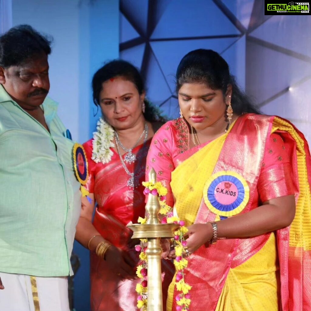 Aranthangi Nisha Instagram - My special day @ CK KIDS PREP SCHOOL, Nagercoil Best kids school in KK district. All programs of kids were awesome. Superb announcement skill by kids. Thank u so much mam, and beautiful blouse Thak u @d.sign.d