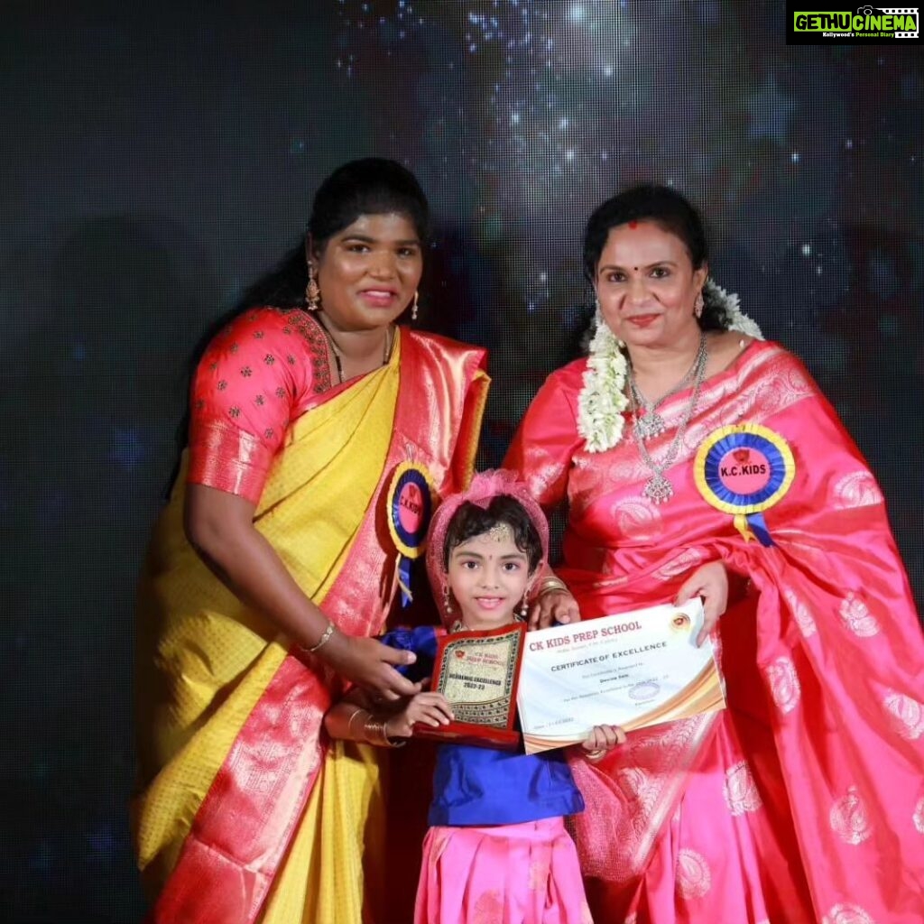 Aranthangi Nisha Instagram - My special day @ CK KIDS PREP SCHOOL, Nagercoil Best kids school in KK district. All programs of kids were awesome. Superb announcement skill by kids. Thank u so much mam, and beautiful blouse Thak u @d.sign.d