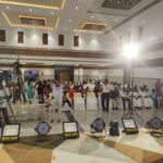 Aranthangi Nisha Instagram - இந்த வருடம் நிறைய பள்ளிகளுக்கு சிறப்பு அழைப்பாளராக போய்கிட்டே இருந்தேன், திடீர்னு ஒரு அழைப்பு அறந்தாங்கியில் என்னோட பொண்ணு படிக்கிற பள்ளியில Eurokids சிறப்பு அழைப்பாளரா நீங்க வரணும்னு கூப்பிட்டாங்க, ரொம்ப சந்தோஷமா இருந்தது நான் மட்டும் இல்ல என்னுடைய கணவரும் சிறப்பு அழைப்பாளரா அழைச்சிருந்தாங்க. இதுவரைக்கும் பள்ளியில நான் எந்த பரிசு வாங்கினதே கிடையாது ஆனால் நிறைய பள்ளிகளுக்கு பரிசு கொடுப்பதற்கு இப்ப நான் போய்கிட்டு இருக்கேன், அந்த வகையில என் பொண்ணு என் கையால பரிசு வாங்கும் போது தனி சந்தோஷமாக இருந்தது. என்னையும் என் கணவரையும் என் குடும்பத்தையும் கௌரவப்படுத்திய என் மண்ணிற்கும், Eurokids பள்ளிக்கும் சகோதரி கவிதா சரவணனுக்கும் நன்றி.....