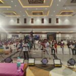 Aranthangi Nisha Instagram - இந்த வருடம் நிறைய பள்ளிகளுக்கு சிறப்பு அழைப்பாளராக போய்கிட்டே இருந்தேன், திடீர்னு ஒரு அழைப்பு அறந்தாங்கியில் என்னோட பொண்ணு படிக்கிற பள்ளியில Eurokids சிறப்பு அழைப்பாளரா நீங்க வரணும்னு கூப்பிட்டாங்க, ரொம்ப சந்தோஷமா இருந்தது நான் மட்டும் இல்ல என்னுடைய கணவரும் சிறப்பு அழைப்பாளரா அழைச்சிருந்தாங்க. இதுவரைக்கும் பள்ளியில நான் எந்த பரிசு வாங்கினதே கிடையாது ஆனால் நிறைய பள்ளிகளுக்கு பரிசு கொடுப்பதற்கு இப்ப நான் போய்கிட்டு இருக்கேன், அந்த வகையில என் பொண்ணு என் கையால பரிசு வாங்கும் போது தனி சந்தோஷமாக இருந்தது. என்னையும் என் கணவரையும் என் குடும்பத்தையும் கௌரவப்படுத்திய என் மண்ணிற்கும், Eurokids பள்ளிக்கும் சகோதரி கவிதா சரவணனுக்கும் நன்றி.....