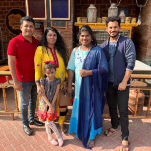 Aranthangi Nisha Instagram - இன்றைய நிகழ்ச்சி பொங்கல் விழா துபாயில், எங்களை பெருமைப்படுத்திய துபாய் மக்களுக்கு நன்றி உங்கள் அன்பு எங்களை அடுத்த உயரத்திற்கு எடுத்துச் செல்லும் துபாய் மக்களே நன்றி நன்றி நன்றி @kuraishi_the_entertainer @vijaytvpugazh