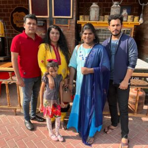 Aranthangi Nisha Instagram - இன்றைய நிகழ்ச்சி பொங்கல் விழா துபாயில், எங்களை பெருமைப்படுத்திய துபாய் மக்களுக்கு நன்றி உங்கள் அன்பு எங்களை அடுத்த உயரத்திற்கு எடுத்துச் செல்லும் துபாய் மக்களே நன்றி நன்றி நன்றி @kuraishi_the_entertainer @vijaytvpugazh