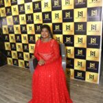 Aranthangi Nisha Instagram - Shop opening event Thank u so much beautiful coustume @elitetrendyfashion Thank u darling very beautiful coustume