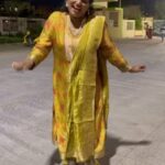 Aranthangi Nisha Instagram - எவ்வளவு போராடியும் ஆட முடியலையே........