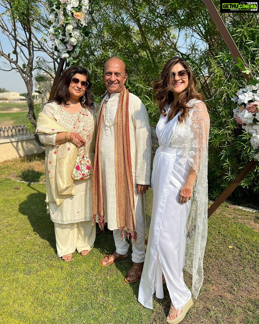 Archana Instagram - My favvvv existence truth …. TO BE THEIR DAUGHTER . . . #daughters #daughtersday #beti #🩷