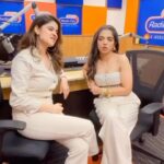Archana Instagram - Tag your sachin 😂😂 Also one with the birthday girl @ahsaassy_ happy birthday 🤞🏆