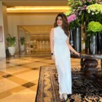 Archana Instagram - Coz #white is all #colors in one …. Too see who gave me this great look … go to the last two slides :D Wearing @zara Hair @sundarampandey MUA @ayazkhan5621_ Event @vedarehabandwellness new app @letsgethappi . . . #host #applaunch #mumbai #host #event #mumbai #letsdothis JW Marriott Mumbai Juhu