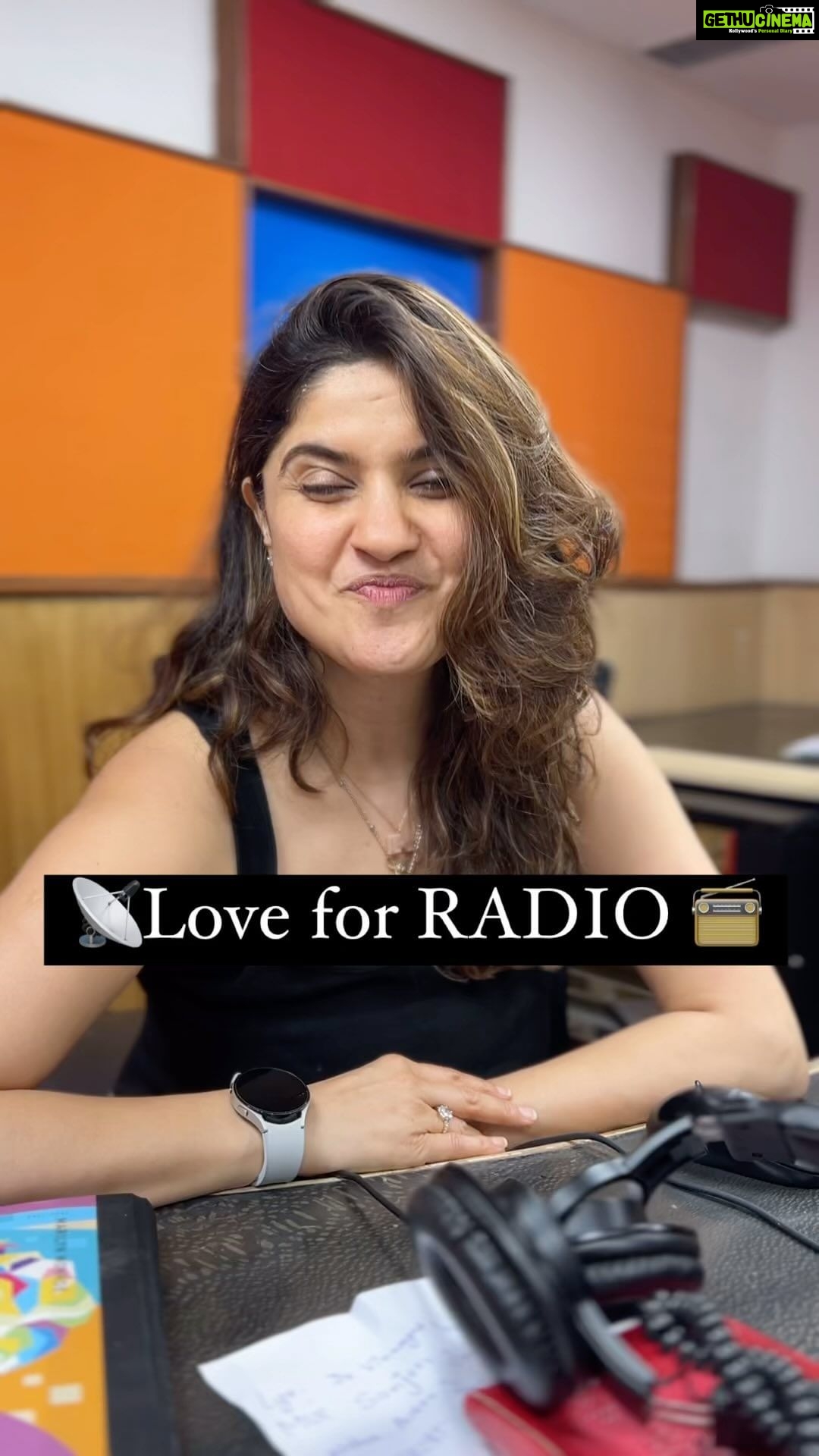 Archana Instagram - Unconditional love ❤️ for 📡📻📢 @radiocitymumbai thank you so much #familyrj